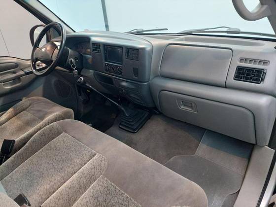 FORD F-250 3.9 XLT 4X2 CS DIESEL 2P MANUAL